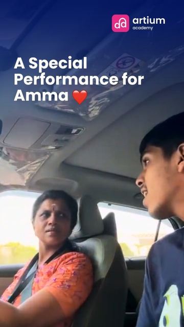 Student Raahul sings Uyirum Neeye fusion for Mother's Day
