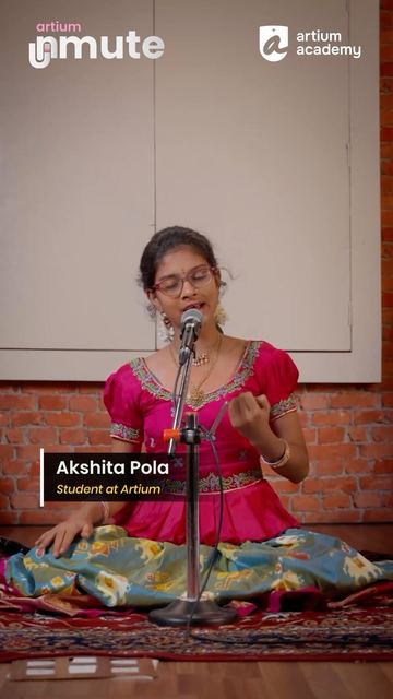 Student performs Govardhana Giridhara at Unmute Hyderabad